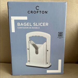 New in Box: Crofton White Bagel Slicer 🥯